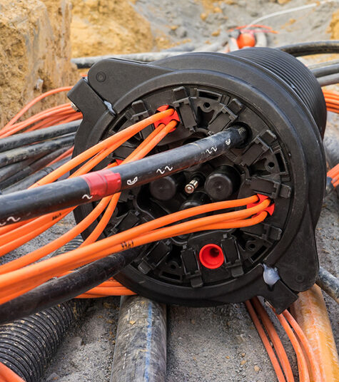 Neu verlegte Telefonleitungen